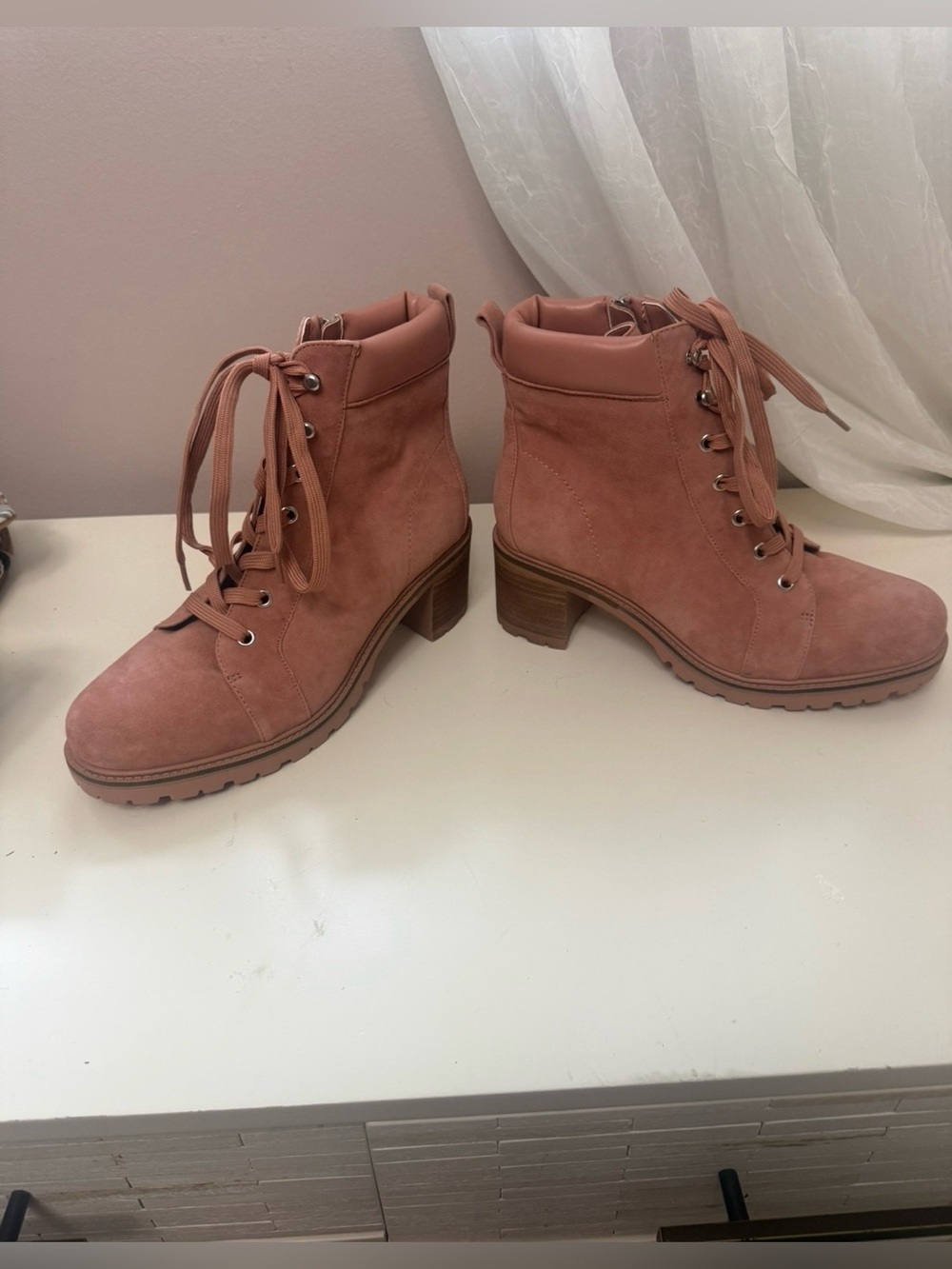 Vince Camuto Gaviana pink boots size 8.5 new without box